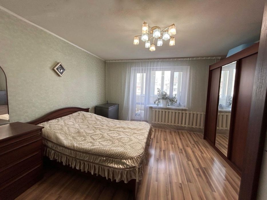 Продам  3комнатную ул квартиру