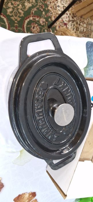 Чугунные казан кастрюля