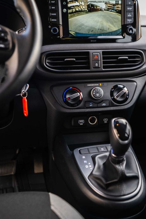 Închirieri Auto NEO - Hyundai i10 Automat Model 2025