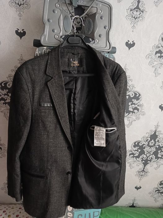 Пиджак шерстянной