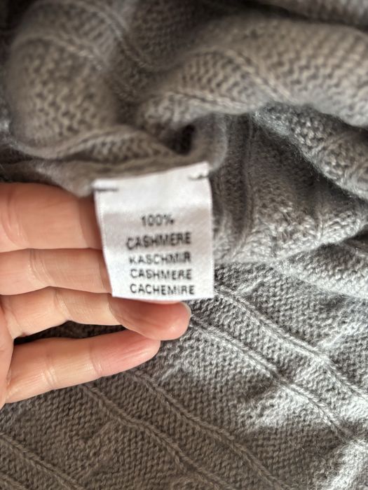 Пуловери от 100% кашмир