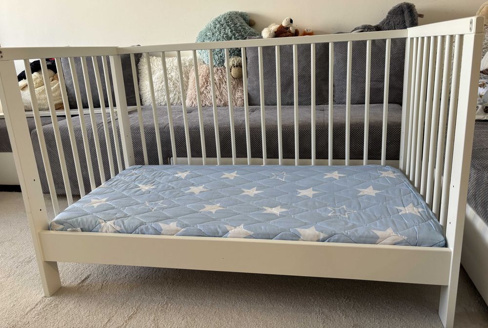 Икеа GULLIVER бебешко креватче, 60x120 см, бяло + матрак + парапет