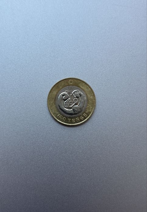 Продам монету 100 тенге