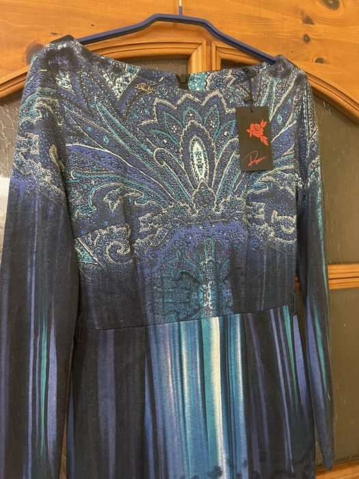 Дамска рокля-Роси/Нова