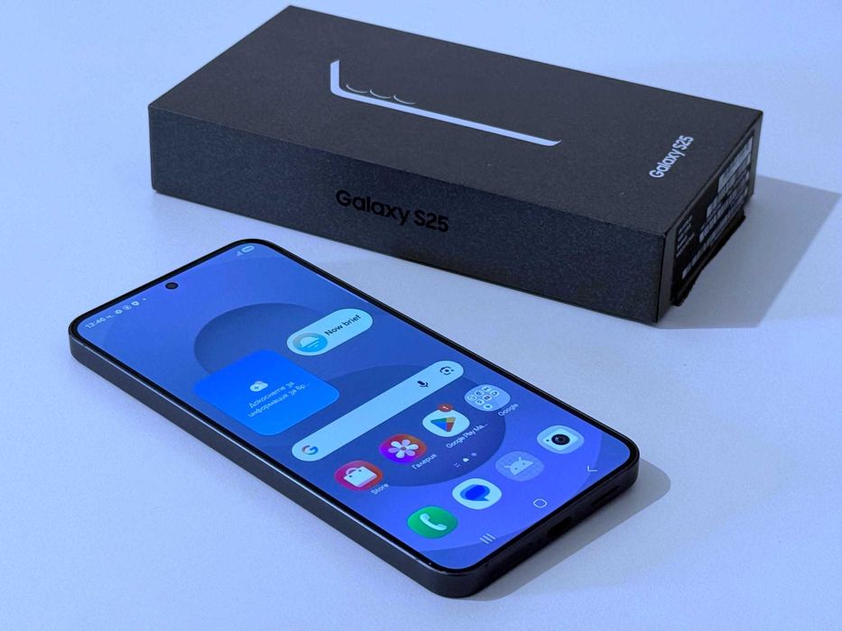 Бартер! Перфектен! Samsung Galaxy S25 Blueblack (Черен) 100% Батерия.