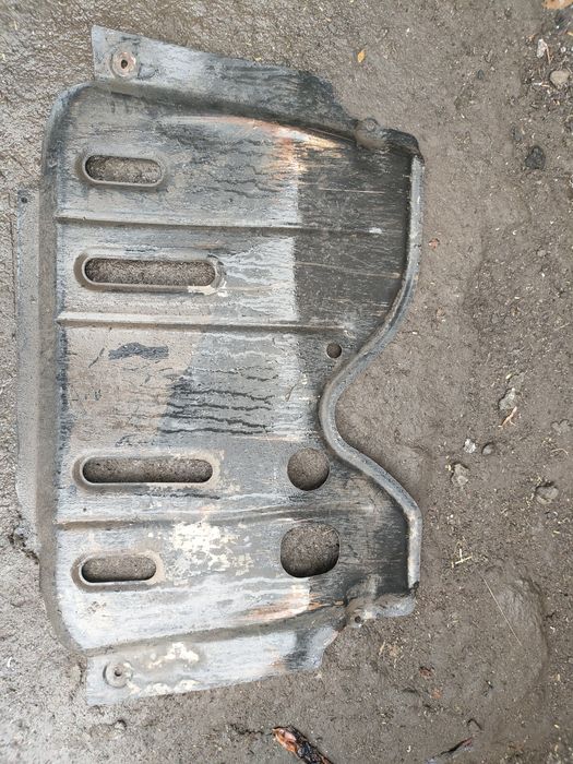 Продам защиту двигателя Рено дастер