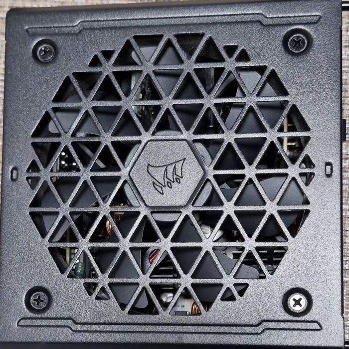 Sursa Corsair RM 650 W, 80 plus gold certificat, full modulara