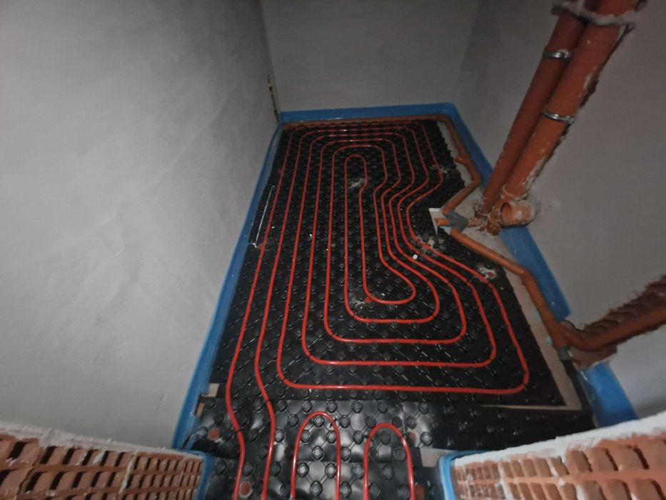 Тристаен апартамент с подово отопление в кв. Баларбаши