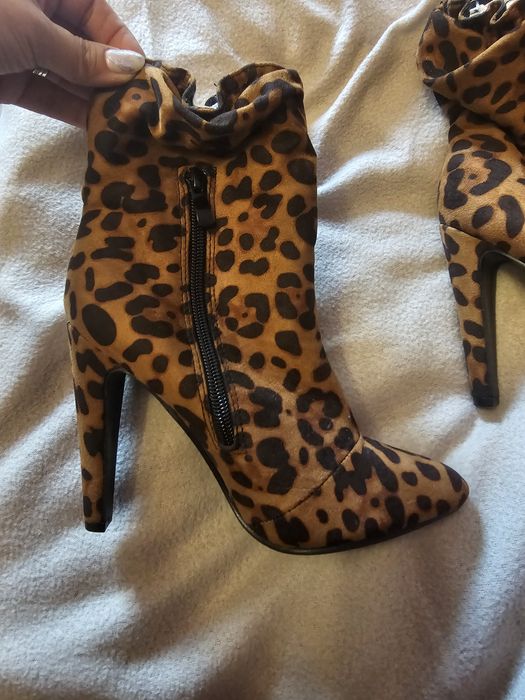Cizme animal print marimea 37