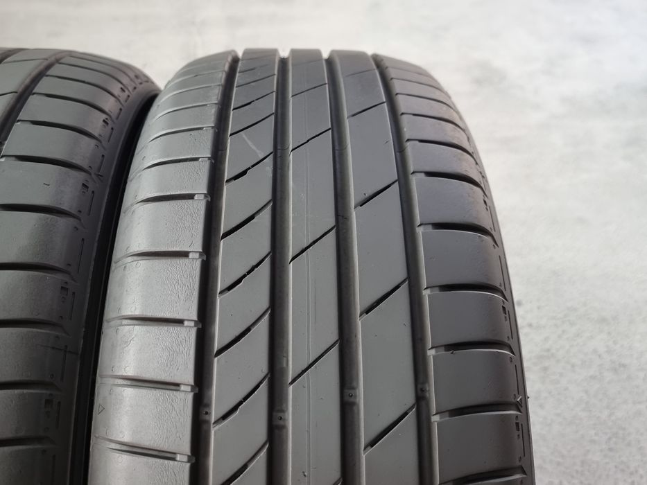 "Dot 22" 205/60/16 Kumho 4Броя: 280лв 6.7мм