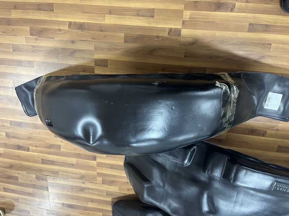 Подкрылки Крузак 100