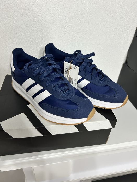 Adidas marimea 39 )2/3)