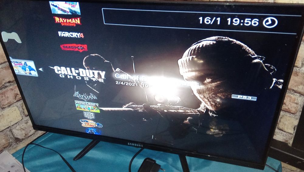 Прошитая PS3 500гб+50 игр примерно