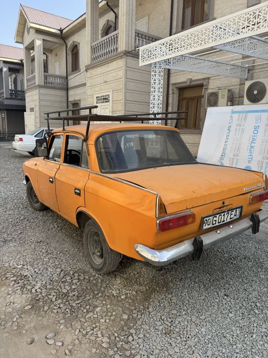 Moskivich xalati zor