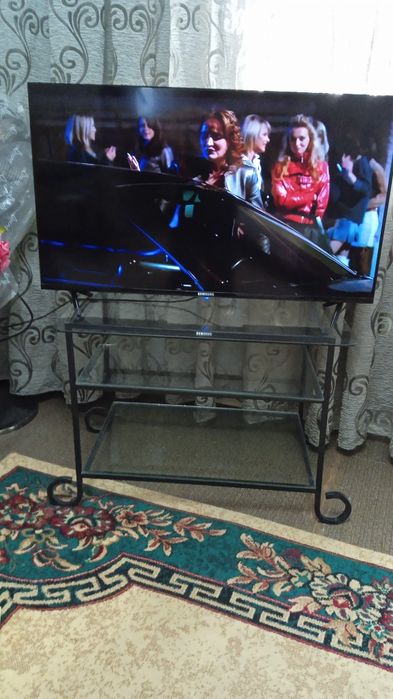 Стол тумба под телевизор