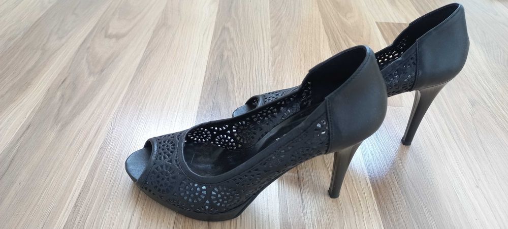 39 номер дамски мокасини, маратонки, спортни и елегантни обувки