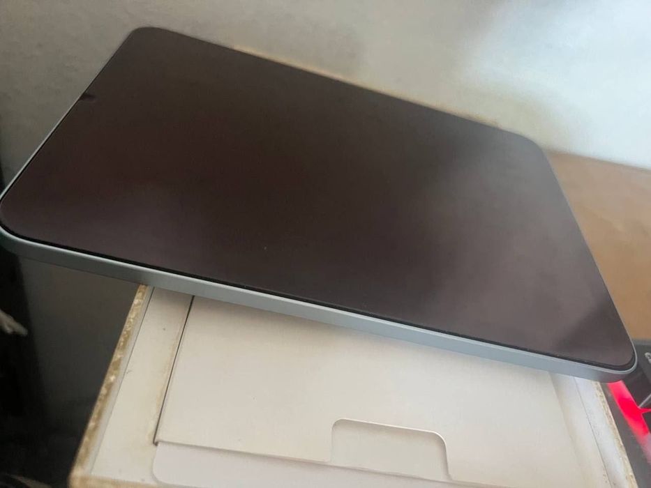 Ipad mini 7 LLA A17 Pro Новьй