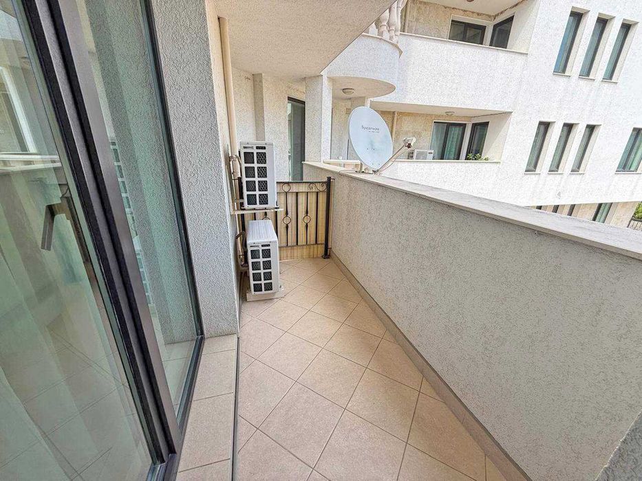 Продава се Двустаен апартамент в Свети Влас - 51 кв.м за 895 €/кв.м - Снимка #1