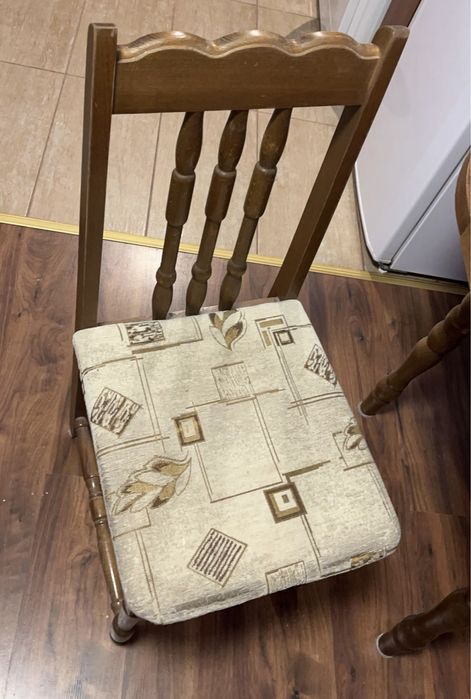 Трапезна маса овал