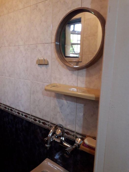 Дава се под наем Етаж от къща в София, Левски В - 50 кв.м за 458.49 € - Снимка #4