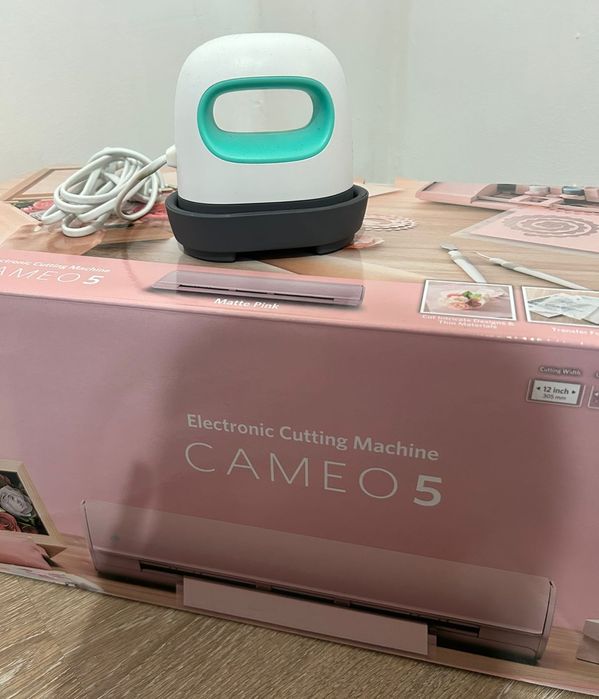 Режущий плоттер Silhouette Cameo 5