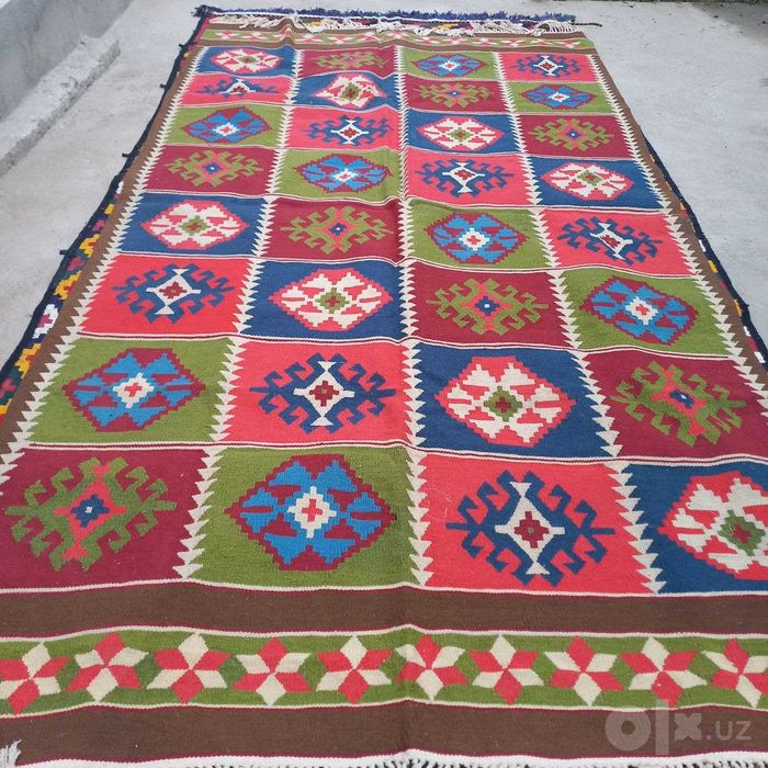 Gilamlar to'qima qadimgi