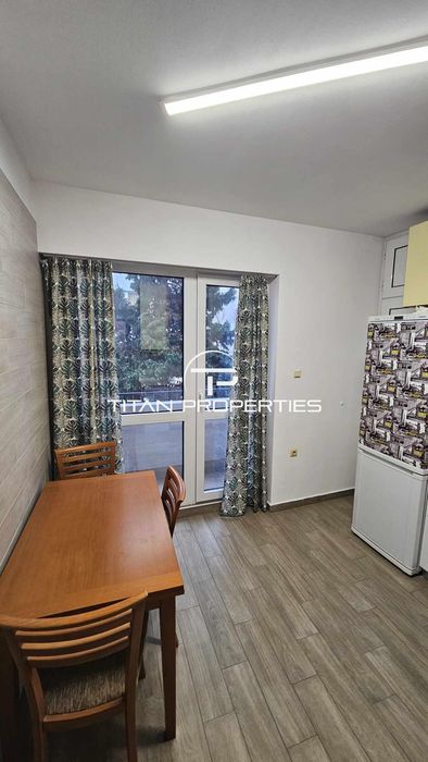 Дава се под наем Тристаен апартамент в Варна, Общината - 70 кв.м за 600 € - Снимка #4