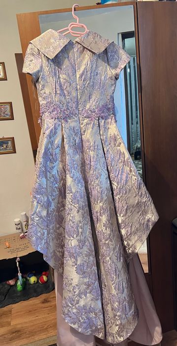 Официална рокля s