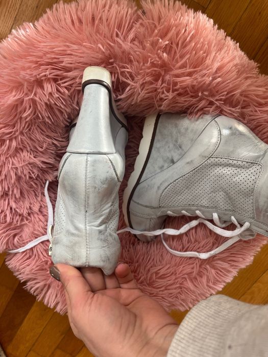 Обувки на платформа