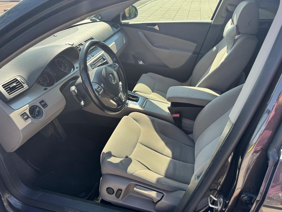 VOLKSWAGEN Passat 2010 — imagine 2