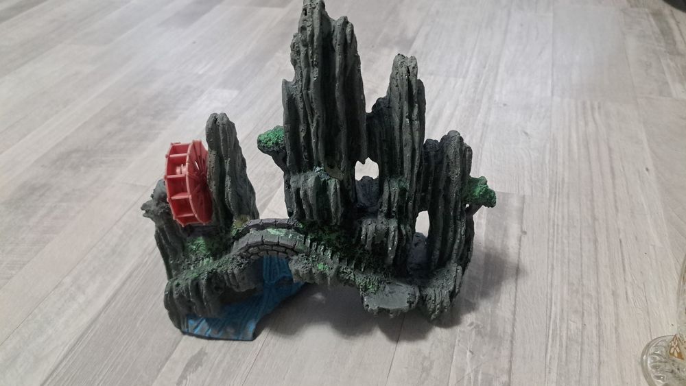 Продам домик для аквариума