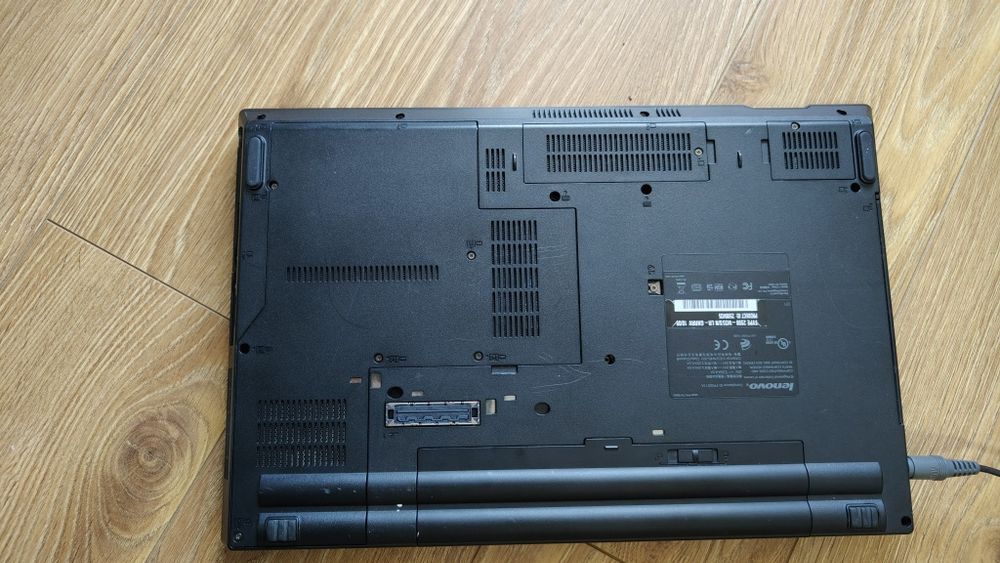 Lenovo Thinkpad L512