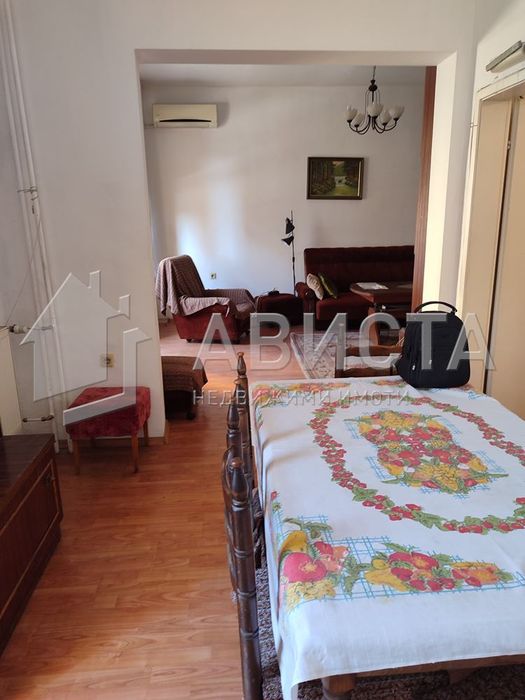 3-стаен в София-Зона Б-5-3 площ 113