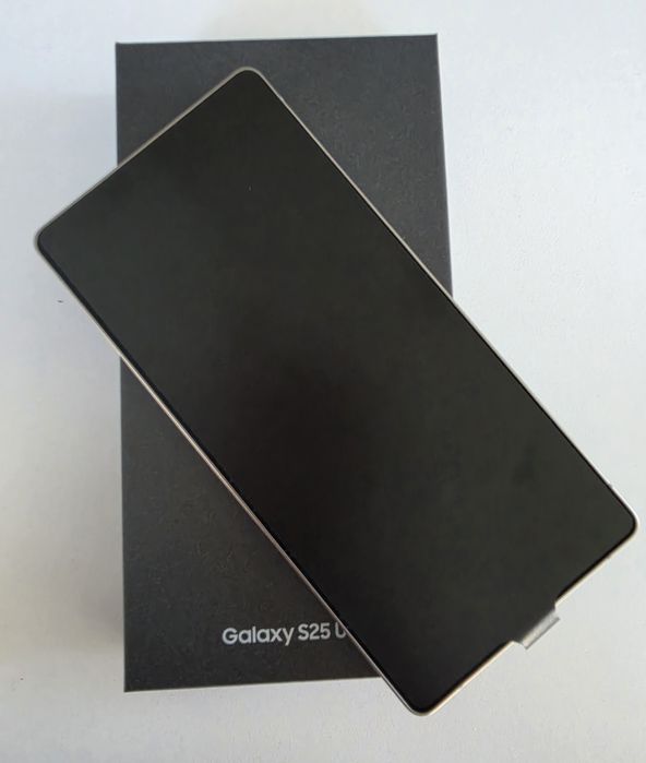 Samsung Galaxy S25 Ultra 6.90 ", 512 GB, RAM 12 GB, 200+50+50+10