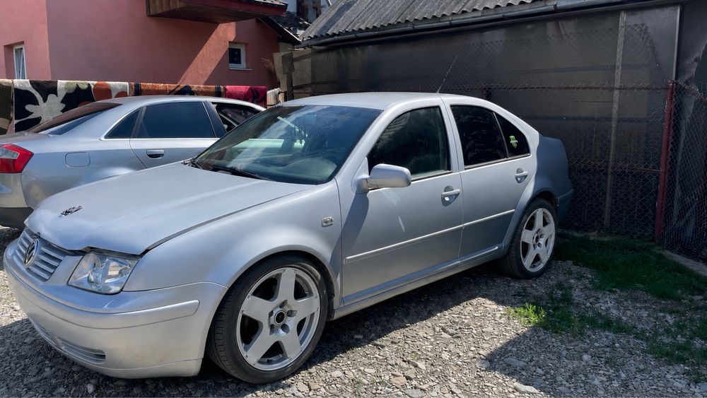 Vând VW bora 1.6 16V 105 cai