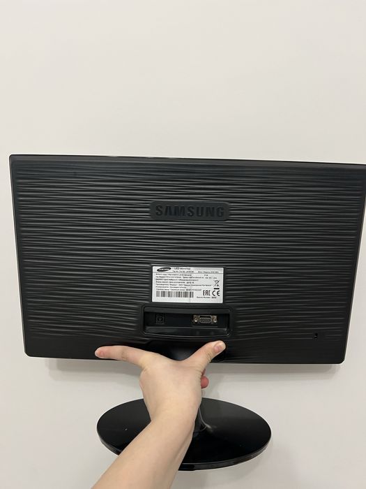 Samsung монитор