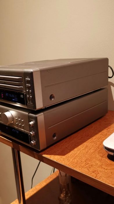 Denon Udcm- M10 CD Player 3 Disc