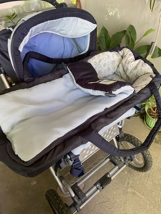 Детская коляска