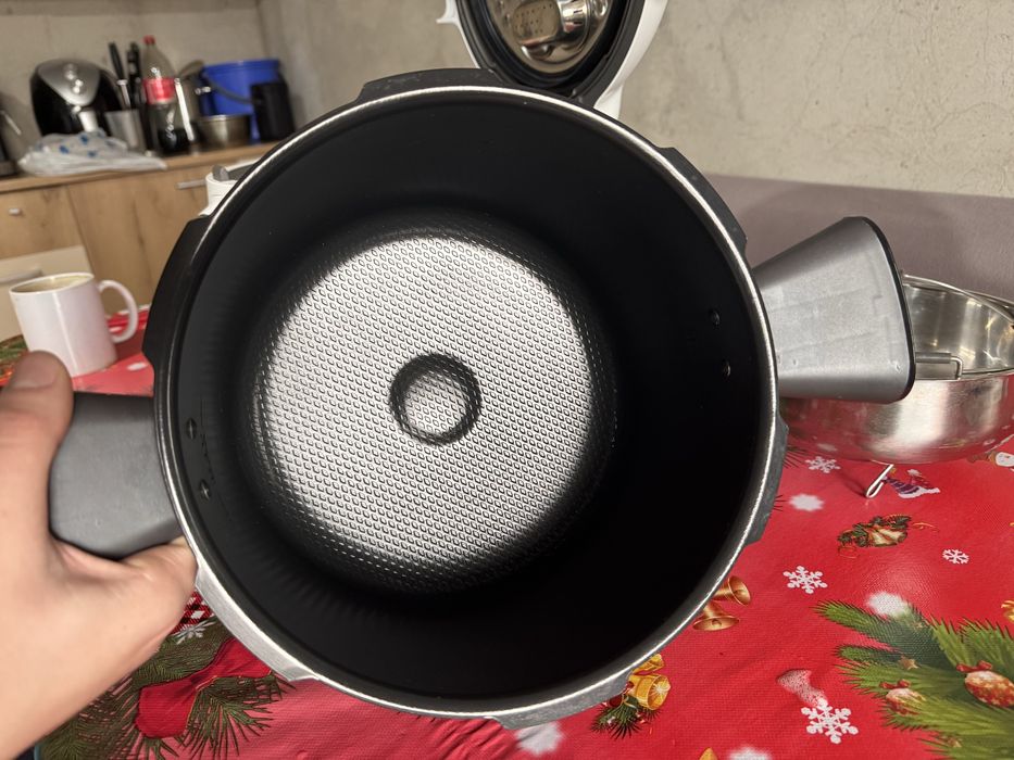 Multicooker Tefal cook4me inca in garantie