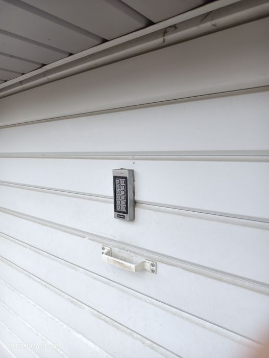 Гаражные ворота, размер 3х2 метра