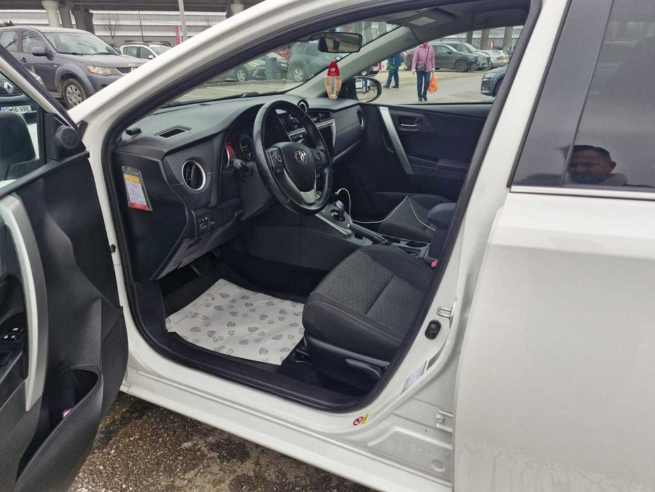 Autovehicul Toyota Auris
