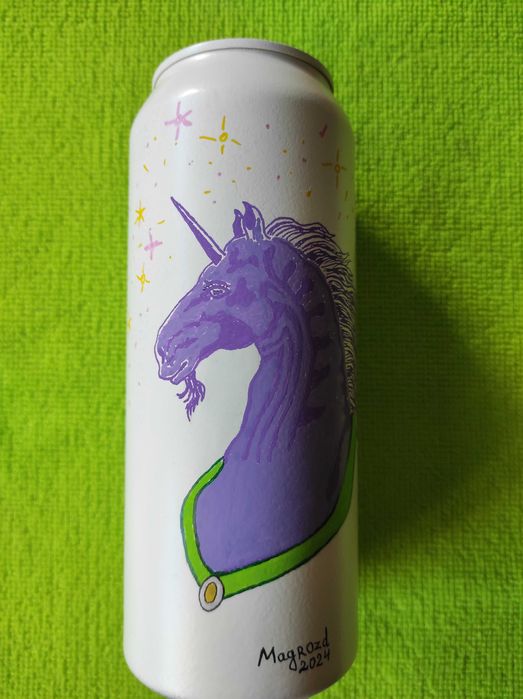 Топ Подарък -Ръчно Рисувани Бирени Кенчета