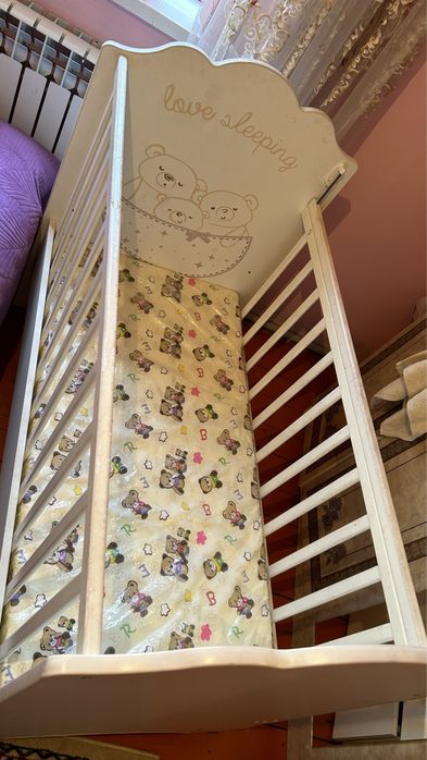 Детская кровать.1м 60см