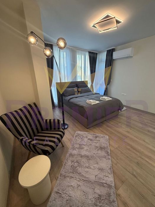 Продава се Тристаен апартамент в Пловдив, Център - 148 кв.м за 2223 €/кв.м - Снимка #7