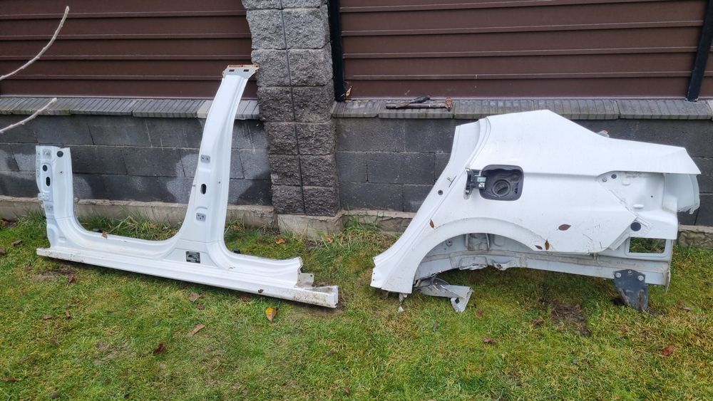 Запчасти пежо  301 очень мощьные