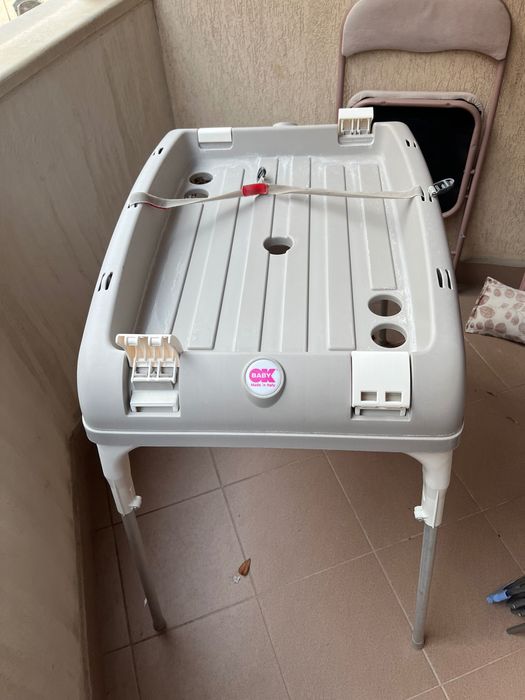 Универсална стойка за вана за бебета