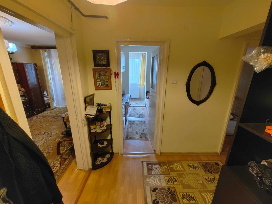 Ap. 2 cam. etaj II -|- 50.51mp -|- zona Nord (langa piață) -|- accept credit ipotecar |