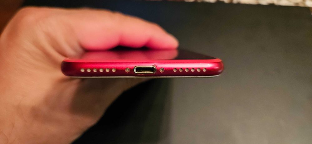 iPhone 7 Red product