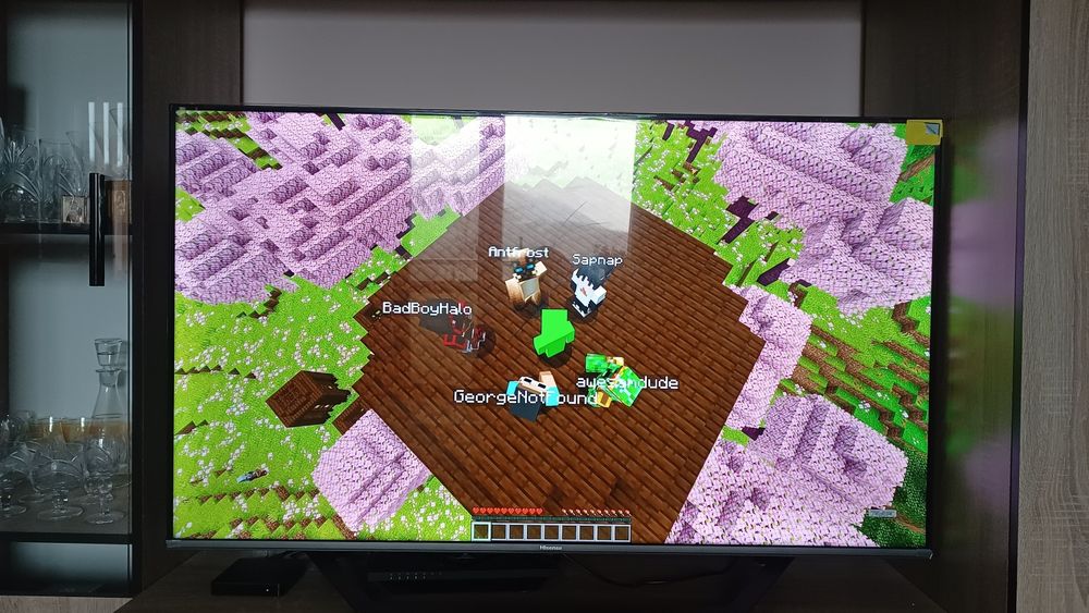 50" QLED 4K Hisense – много запазен, без мъртви пиксели