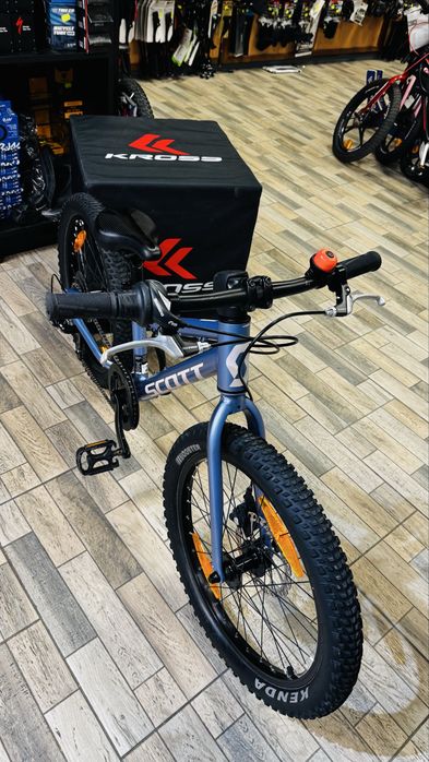 Bicicleta Specialized Riprock Scott Contesa, Shuttle
